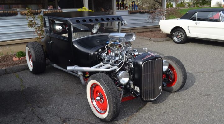 TrumbullClassicCarShow.com