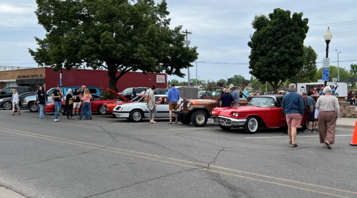 Downtown Drive-In & Dine