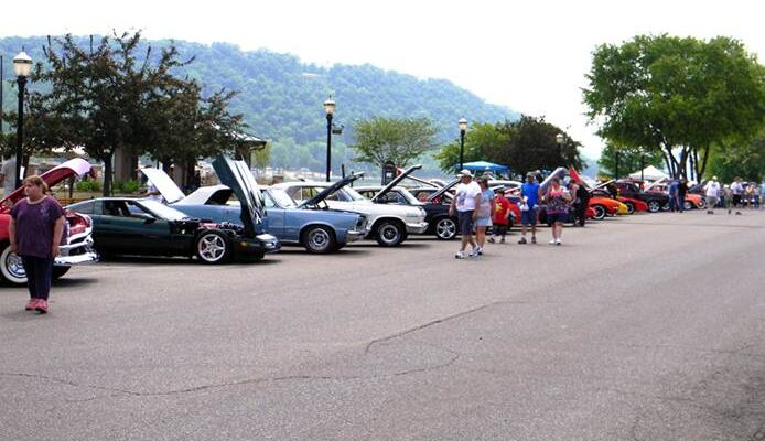 13th Annual Riverfront Run Car Show – Cruise-in