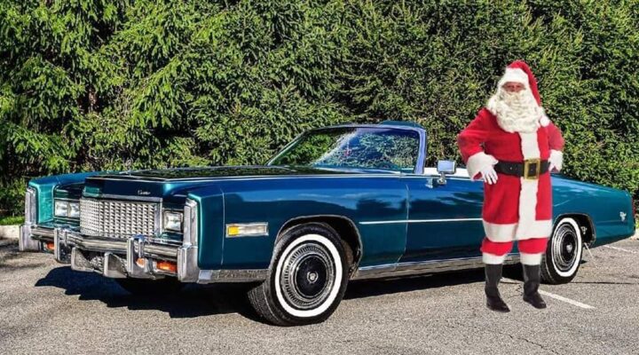 Santa’s Classic Car Parade!