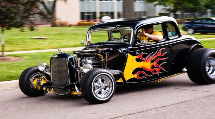 Cruise In & Free Community Cook Out