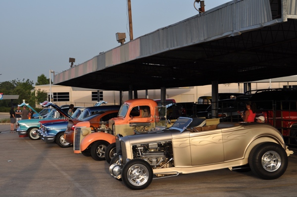 Cruise Night at Keller’s